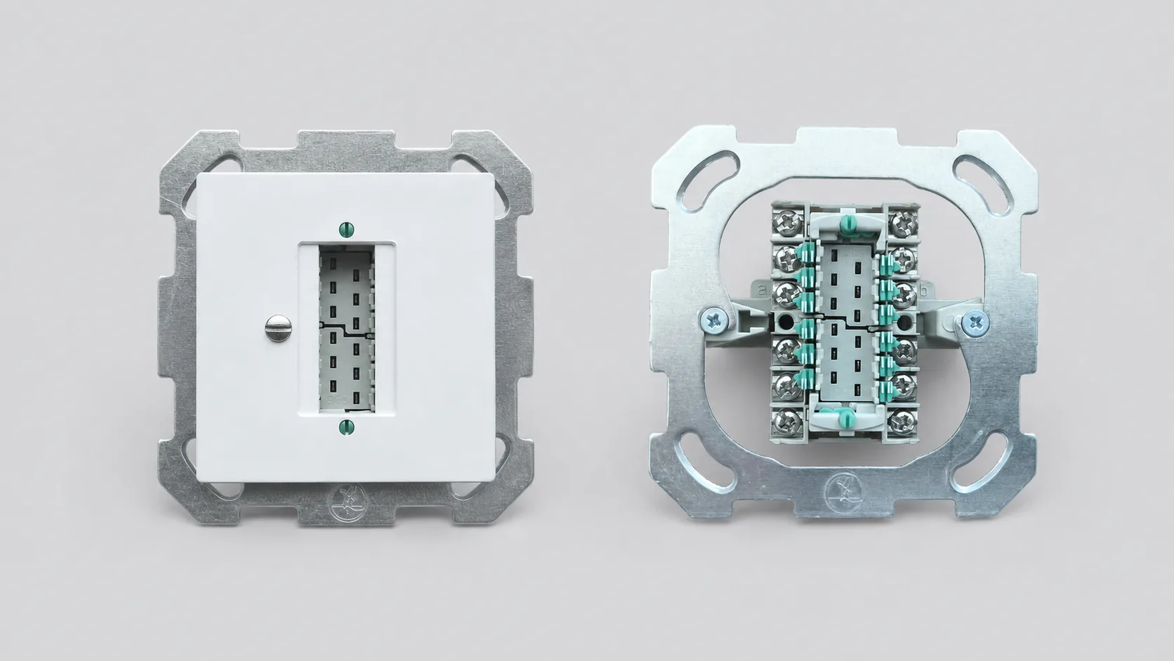 TT83-Dose – Die zum TT83-Stecker gehörende Anschlussdose.